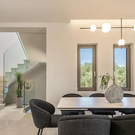 Villa Frantzeska - Elegant Close To Tsilivi, By Zantewize *